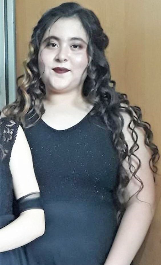 Lisede alay konusu olan genç kız, 4 ayda 85 kilodan 63 kiloya düştü